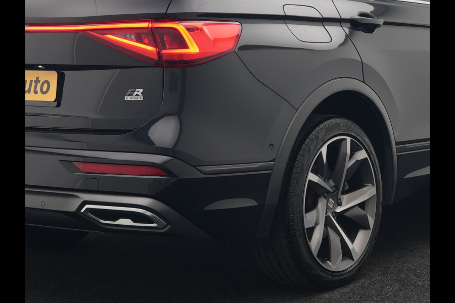 Seat Tarraco 1.4 TSI e-Hybrid FR Plug In Hybrid 245pk Dealer O.H PHEV | Panodak | Adaptive Cruise | 360 Camera | Lederen Sportstoelen Memory & Verwarmd | Apple Carplay | Keyless | Stuur & Achterbank Verwarmd | Blis | Navigatie | Virtual | DAB |