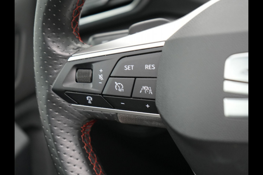 Seat Tarraco 1.4 TSI e-Hybrid FR Plug In Hybrid 245pk Dealer O.H PHEV | Panodak | Adaptive Cruise | 360 Camera | Lederen Sportstoelen Memory & Verwarmd | Apple Carplay | Keyless | Stuur & Achterbank Verwarmd | Blis | Navigatie | Virtual | DAB |