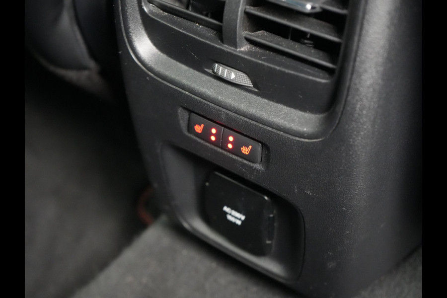 Ford Kuga 1.5 EcoBoost ST-Line X 150pk Dealer O.H 1800kg Trekgewicht | Trekhaak Afneembaar | B & O Soundsystem | Alcantara Sportstoelen Verwarmd  | Apple Carplay | Keyless | Stuur Verwarmd | Navigatie | DAB |