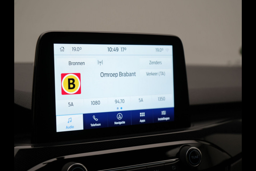 Ford Kuga 1.5 EcoBoost ST-Line X 150pk Dealer O.H 1800kg Trekgewicht | Trekhaak Afneembaar | B & O Soundsystem | Alcantara Sportstoelen Verwarmd  | Apple Carplay | Keyless | Stuur Verwarmd | Navigatie | DAB |