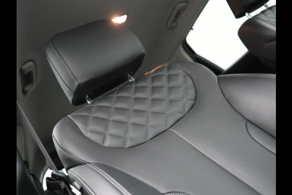 Hyundai Santa Fe 1.6 T-GDI Premium Plug In Hybrid 266pk Dealer O.H PHEV | Adaptive Cruise | Head Up | 360 Camera | Lederen Sportstoelen Memory & Ventilatie | Apple Carplay | Verwarmde Stoelen & Stuur | Sfeerverlichting | Keyless | Navigatie | Blis | DAB |
