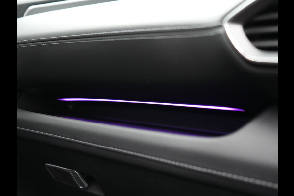 Hyundai Santa Fe 1.6 T-GDI Premium Plug In Hybrid 266pk Dealer O.H PHEV | Adaptive Cruise | Head Up | 360 Camera | Lederen Sportstoelen Memory & Ventilatie | Apple Carplay | Verwarmde Stoelen & Stuur | Sfeerverlichting | Keyless | Navigatie | Blis | DAB |