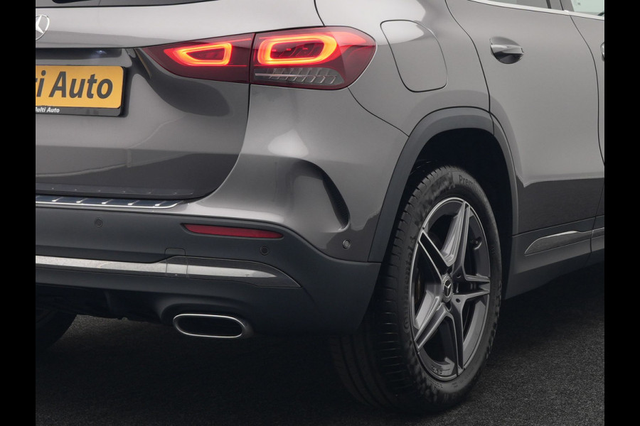Mercedes-Benz GLA 250 e AMG Line Plug in Hybrid 218pk Dealer O.H | PHEV | Trekhaak af Fabriek | Panodak | Head Up| Adaptive Cruise | Apple Carplay | 360 camera | Sfeerverlichting | Lederen Sportstoelen Verwarmd | Widescreen Display | Navigatie | DAB |
