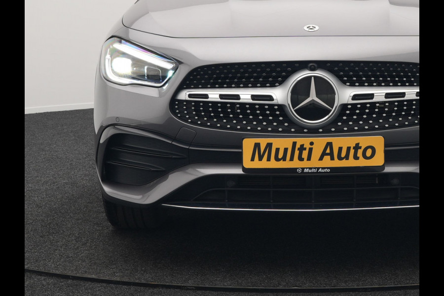 Mercedes-Benz GLA 250 e AMG Line Plug in Hybrid 218pk Dealer O.H | PHEV | Trekhaak af Fabriek | Panodak | Head Up| Adaptive Cruise | Apple Carplay | 360 camera | Sfeerverlichting | Lederen Sportstoelen Verwarmd | Widescreen Display | Navigatie | DAB |