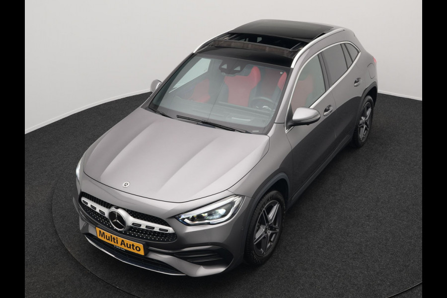 Mercedes-Benz GLA 250 e AMG Line Plug in Hybrid 218pk Dealer O.H | PHEV | Trekhaak af Fabriek | Panodak | Head Up| Adaptive Cruise | Apple Carplay | 360 camera | Sfeerverlichting | Lederen Sportstoelen Verwarmd | Widescreen Display | Navigatie | DAB |