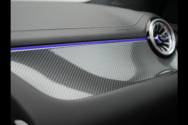 Mercedes-Benz GLA 250 e AMG Line Plug in Hybrid 218pk Dealer O.H | PHEV | Trekhaak af Fabriek | Panodak | Head Up| Adaptive Cruise | Apple Carplay | 360 camera | Sfeerverlichting | Lederen Sportstoelen Verwarmd | Widescreen Display | Navigatie | DAB |