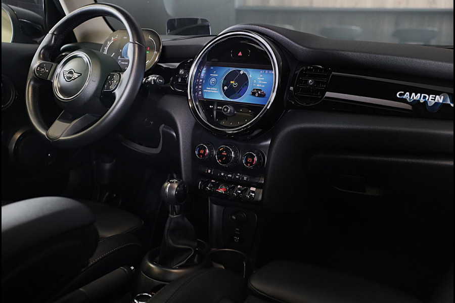 MINI Mini 1.5 Cooper Camden / 5 Deurs / Head Up / Camera / Leder / Open Panoramadak / Led / Pdc / 17 Inch