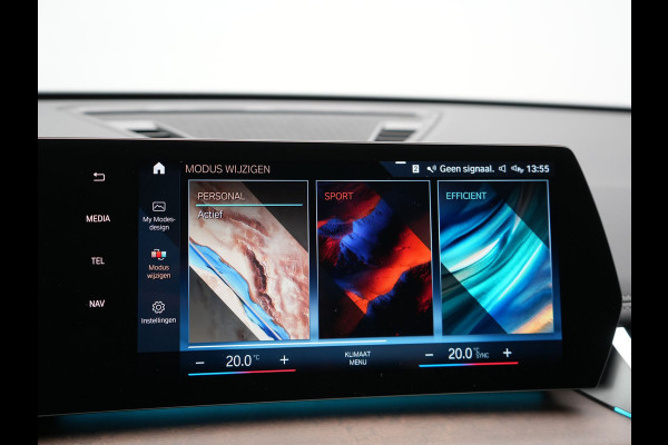 BMW X1 xDrive30e M Sport Plug In Hybrid 327pk PHEV | Head Up | Adaptive Cruise | M Sportstuur | 360 Camera | Harman Kardon | VOLLederen Sportstoelen Massage & Memory | Apple Carplay | Navigatie| Virtual | DAB |