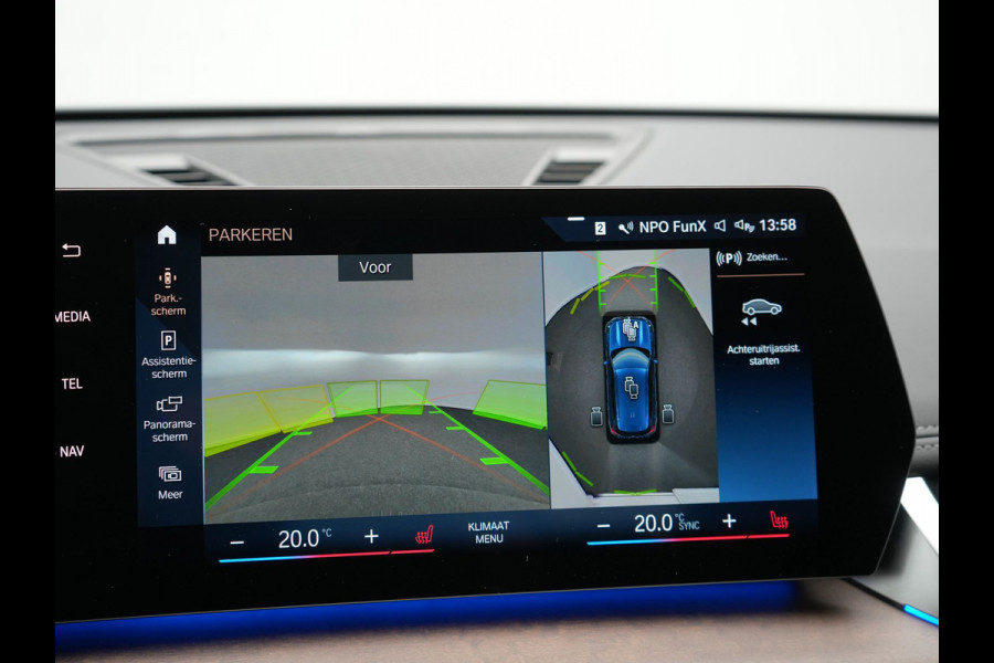 BMW X1 xDrive30e M Sport Plug In Hybrid 327pk PHEV | Head Up | Adaptive Cruise | M Sportstuur | 360 Camera | Harman Kardon | VOLLederen Sportstoelen Massage & Memory | Apple Carplay | Navigatie| Virtual | DAB |