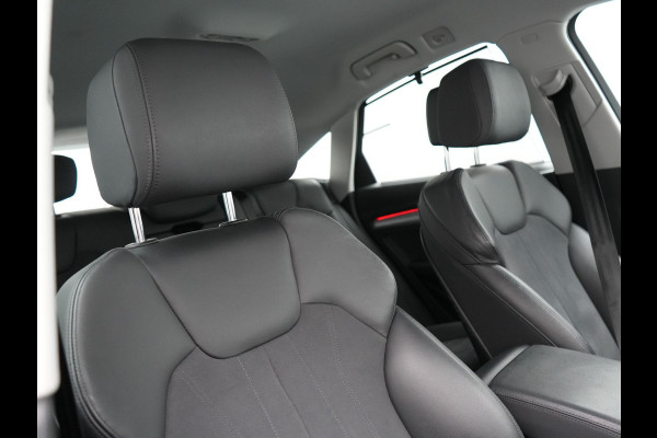 Audi Q5 Sportback 50 TFSI e S edition Plug In Hybrid 299pk Dealer O.H PHEV | Adaptive Cruise | Head Up | Bang & Olufsen | Alcantara Sportstoelen Memory | Keyless | 20"L.M | Camera | Sfeerverlichting |
