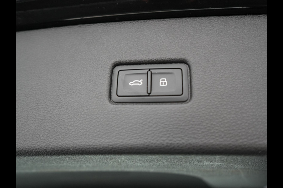 Audi Q5 Sportback 50 TFSI e S edition Plug In Hybrid 299pk Dealer O.H PHEV | Adaptive Cruise | Head Up | Bang & Olufsen | Alcantara Sportstoelen Memory | Keyless | 20"L.M | Camera | Sfeerverlichting |