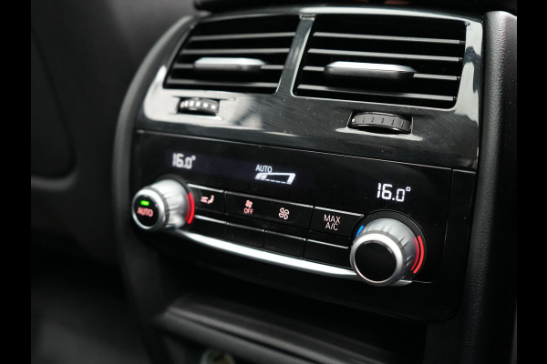 BMW 5 Serie Touring 530e Luxury Line Plug In Hybrid 294pk Dealer O.H PHEV | Trekhaak Af Fabriek | Panodak | Camera | Lederen Sportstoelen Memory & Verwarmd | Apple Carplay | Cruise Control | Navigatie | Virtual | DAB |