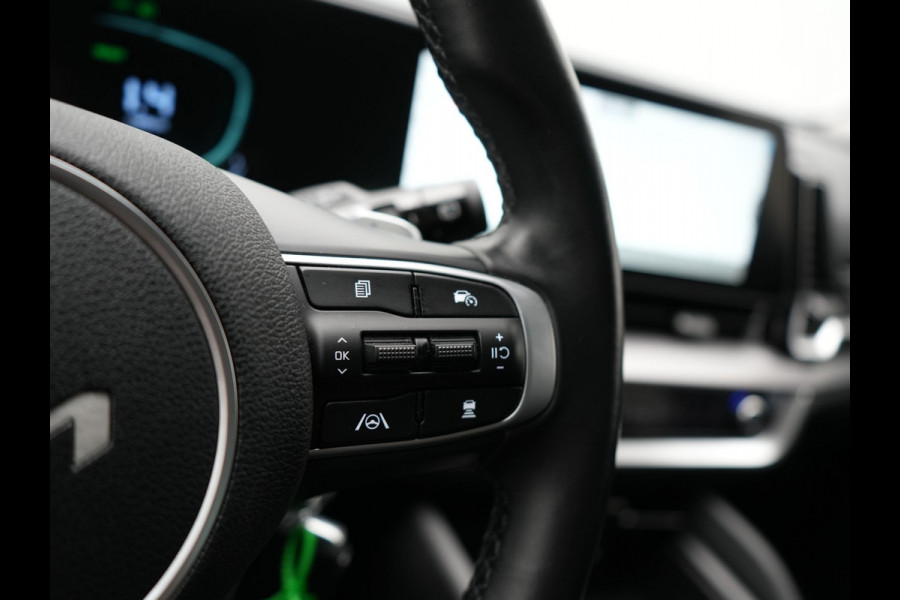 Kia Sportage T-GDi AWD DynamicLine Plug In Hybrid 266pk PHEV | Adaptive Cruise | Camera | Apple Carplay | Sportstoelen Verwarmd | Navigatie | Stuurverwarming Virtual | DAB |