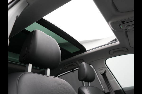 Audi Q7 55 TFSI e Quattro Pro Line Plug In Hybrid 381pk Dealer O.H PHEV | Luchtvering | Trekhaak Af Fabriek | Panodak | Adaptive Cruise | 21 "L.M Matrix LED | Camera | Lederen Sportstoelen Memory & Ventilatie | Navigatie | Keyless | Virtual | DAB  | Softclos