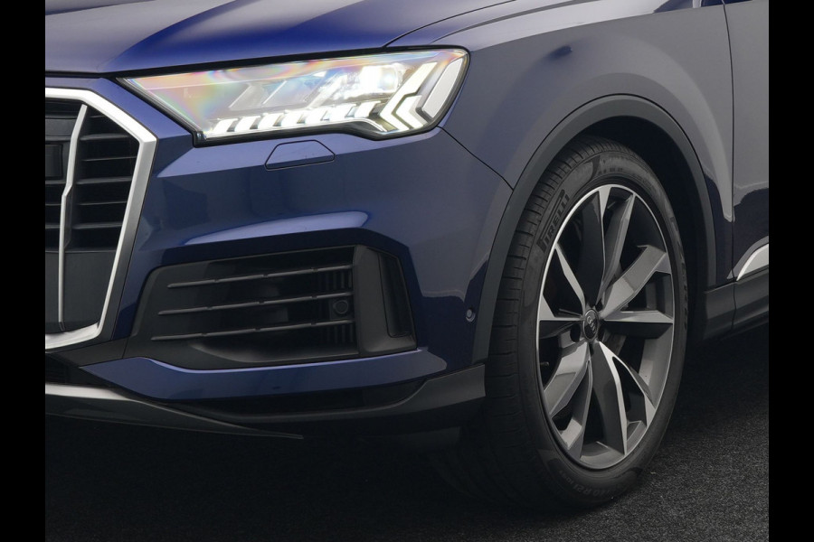 Audi Q7 55 TFSI e Quattro Pro Line Plug In Hybrid 381pk Dealer O.H PHEV | Luchtvering | Trekhaak Af Fabriek | Panodak | Adaptive Cruise | 21 "L.M Matrix LED | Camera | Lederen Sportstoelen Memory & Ventilatie | Navigatie | Keyless | Virtual | DAB  | Softclos