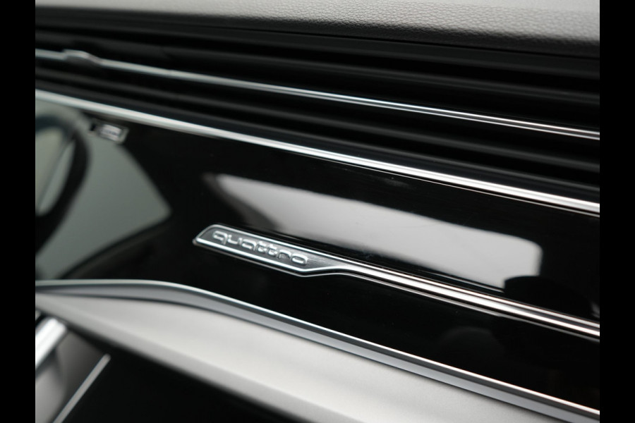 Audi Q7 55 TFSI e Quattro Pro Line Plug In Hybrid 381pk Dealer O.H PHEV | Luchtvering | Trekhaak Af Fabriek | Panodak | Adaptive Cruise | 21 "L.M Matrix LED | Camera | Lederen Sportstoelen Memory & Ventilatie | Navigatie | Keyless | Virtual | DAB  | Softclos