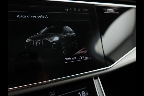 Audi Q7 55 TFSI e Quattro Pro Line Plug In Hybrid 381pk Dealer O.H PHEV | Luchtvering | Trekhaak Af Fabriek | Panodak | Adaptive Cruise | 21 "L.M Matrix LED | Camera | Lederen Sportstoelen Memory & Ventilatie | Navigatie | Keyless | Virtual | DAB  | Softclos