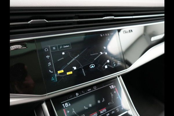Audi Q7 55 TFSI e Quattro Pro Line Plug In Hybrid 381pk Dealer O.H PHEV | Luchtvering | Trekhaak Af Fabriek | Panodak | Adaptive Cruise | 21 "L.M Matrix LED | Camera | Lederen Sportstoelen Memory & Ventilatie | Navigatie | Keyless | Virtual | DAB  | Softclos