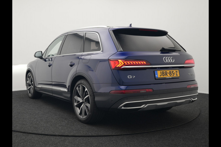 Audi Q7 55 TFSI e Quattro Pro Line Plug In Hybrid 381pk Dealer O.H PHEV | Luchtvering | Trekhaak Af Fabriek | Panodak | Adaptive Cruise | 21 "L.M Matrix LED | Camera | Lederen Sportstoelen Memory & Ventilatie | Navigatie | Keyless | Virtual | DAB  | Softclos