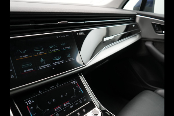 Audi Q7 55 TFSI e Quattro Pro Line Plug In Hybrid 381pk Dealer O.H PHEV | Luchtvering | Trekhaak Af Fabriek | Panodak | Adaptive Cruise | 21 "L.M Matrix LED | Camera | Lederen Sportstoelen Memory & Ventilatie | Navigatie | Keyless | Virtual | DAB  | Softclos