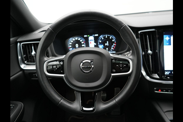 Volvo V60 B4 R-Design Automaat 198pk | Panodak | Adaptive Cruise | Camera | Lederen Sportstoelen Memory & Verwarmd | Pilot Assist | Blis | Navigatie | Stuurverwarming  | Virtual | DAB |