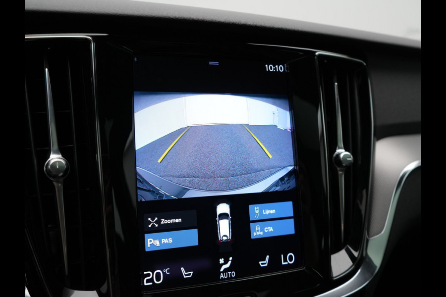 Volvo V60 B4 R-Design Automaat 198pk | Panodak | Adaptive Cruise | Camera | Lederen Sportstoelen Memory & Verwarmd | Pilot Assist | Blis | Navigatie | Stuurverwarming  | Virtual | DAB |