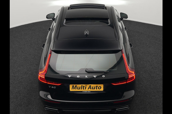 Volvo V60 B4 R-Design Automaat 198pk | Panodak | Adaptive Cruise | Camera | Lederen Sportstoelen Memory & Verwarmd | Pilot Assist | Blis | Navigatie | Stuurverwarming  | Virtual | DAB |