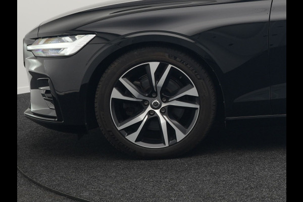 Volvo V60 B4 R-Design Automaat 198pk | Panodak | Adaptive Cruise | Camera | Lederen Sportstoelen Memory & Verwarmd | Pilot Assist | Blis | Navigatie | Stuurverwarming  | Virtual | DAB |