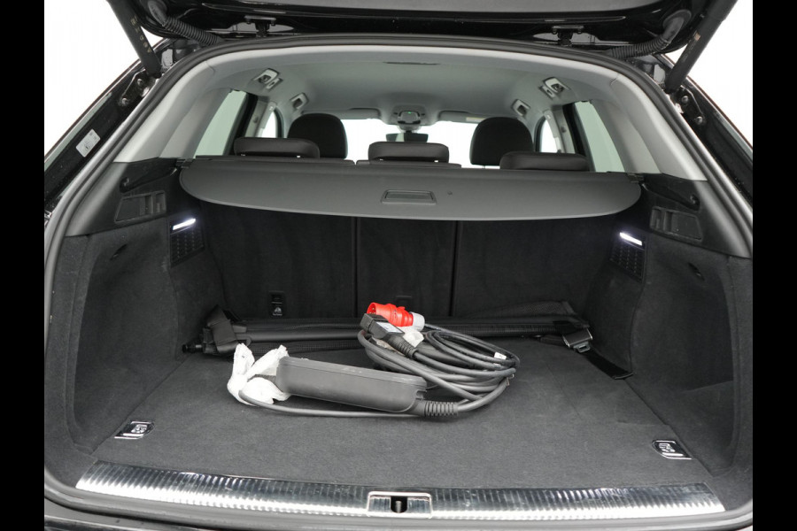 Audi Q5 50 TFSI e Advanced edition Plug In Hybrid 300pk Dealer O.H PHEV | 360 Camera | Cruise Control | Sportstoelen Verwarmd | Navigatie | Virtual | DAB | L.M. 18" |