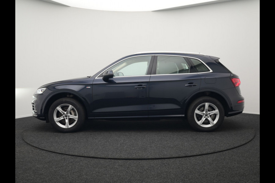 Audi Q5 50 TFSI e quattro S edition Plug In Hybrid 300pk Dealer O.H PHEV | 360 Camera  | Lederen Sportstoelen Memory & Verwarmd | Navigatie | Cruise Control | Keyless | DAB | Virtual |