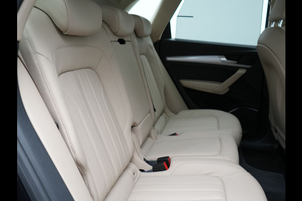 Audi Q5 50 TFSI e quattro S edition Plug In Hybrid 300pk Dealer O.H PHEV | 360 Camera  | Lederen Sportstoelen Memory & Verwarmd | Navigatie | Cruise Control | Keyless | DAB | Virtual |