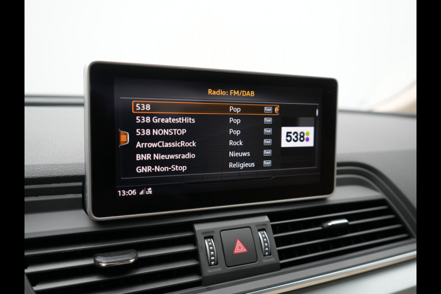 Audi Q5 50 TFSI e quattro S edition Plug In Hybrid 300pk Dealer O.H PHEV | 360 Camera  | Lederen Sportstoelen Memory & Verwarmd | Navigatie | Cruise Control | Keyless | DAB | Virtual |