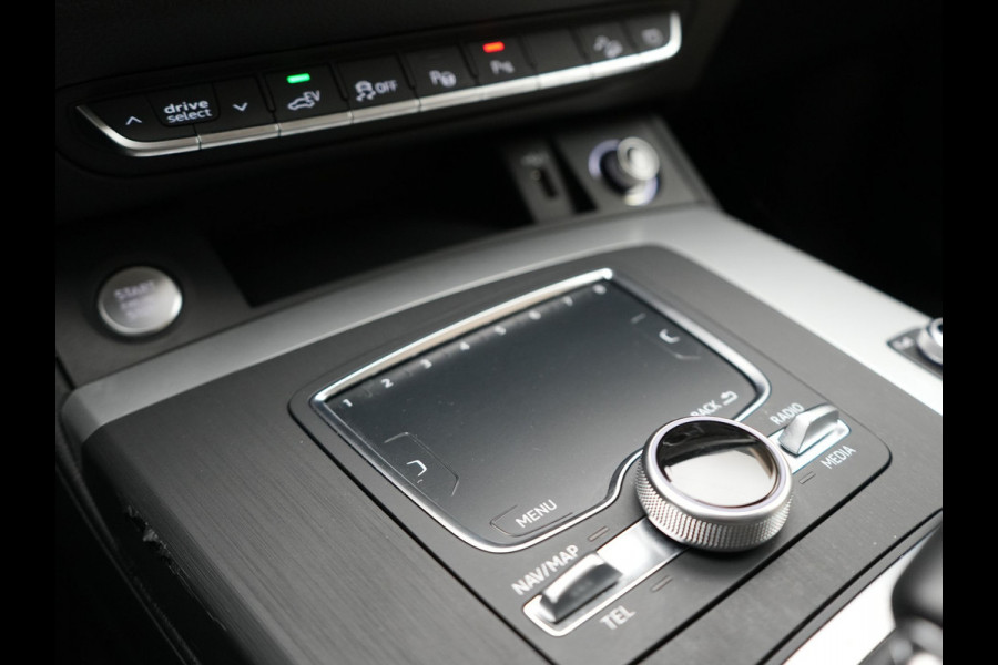 Audi Q5 50 TFSI e quattro S edition Plug In Hybrid 300pk Dealer O.H PHEV | 360 Camera  | Lederen Sportstoelen Memory & Verwarmd | Navigatie | Cruise Control | Keyless | DAB | Virtual |