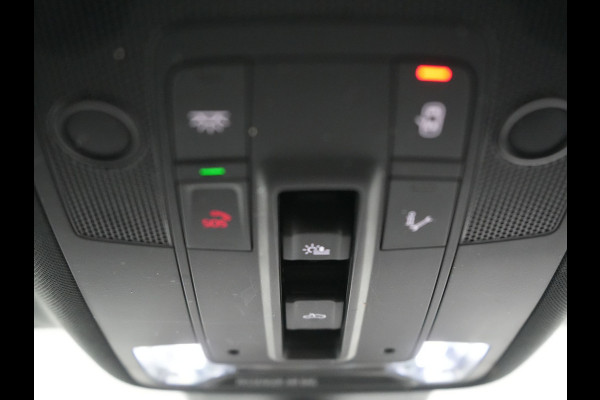 Audi Q3 45 TFSI e edition Plug In Hybrid 245pk Dealer O.H PHEV | Panodak | Camera | Cruise Control | Alcantara Sportstoelen Verwarmd | Navigatie | Virtual | DAB |
