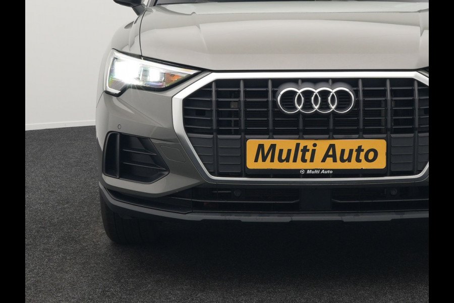 Audi Q3 45 TFSI e edition Plug In Hybrid 245pk Dealer O.H PHEV | Panodak | Camera | Cruise Control | Alcantara Sportstoelen Verwarmd | Navigatie | Virtual | DAB |
