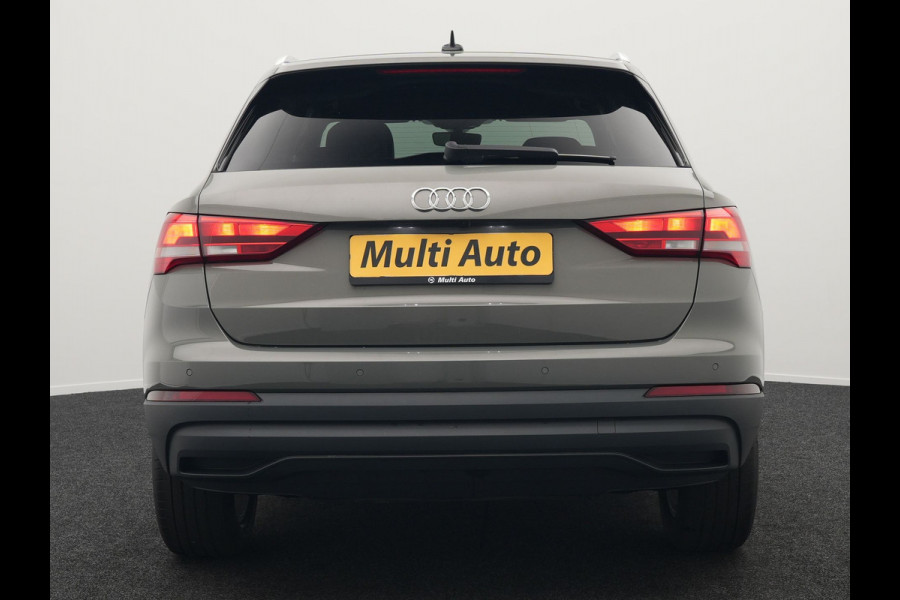 Audi Q3 45 TFSI e edition Plug In Hybrid 245pk Dealer O.H PHEV | Panodak | Camera | Cruise Control | Alcantara Sportstoelen Verwarmd | Navigatie | Virtual | DAB |