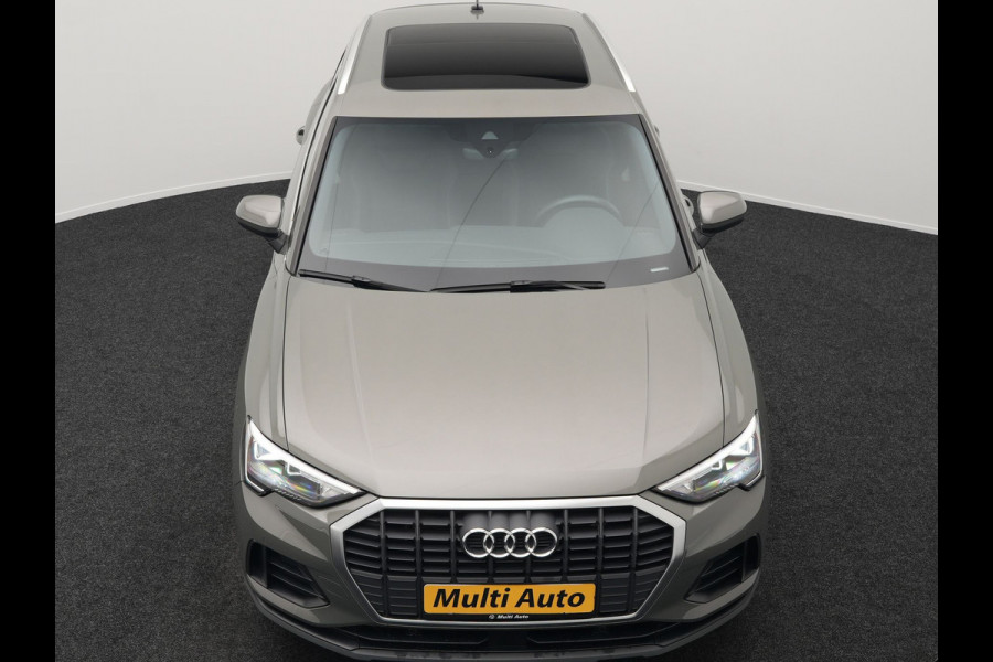 Audi Q3 45 TFSI e edition Plug In Hybrid 245pk Dealer O.H PHEV | Panodak | Camera | Cruise Control | Alcantara Sportstoelen Verwarmd | Navigatie | Virtual | DAB |