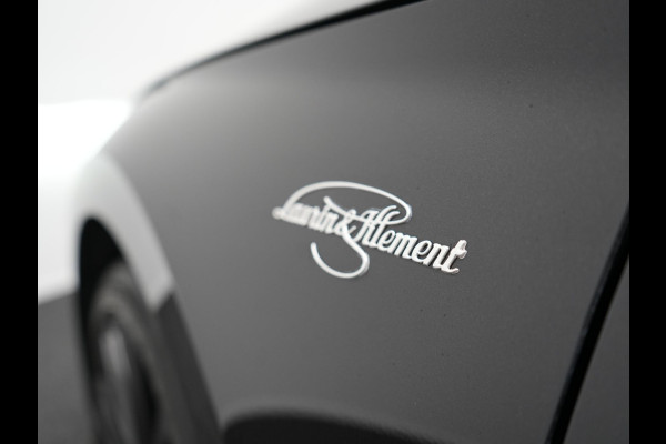 Škoda Superb Combi TSI iV Laurin & Klement Plug In Hybrid 218pk PHEV | Black Optic | Cruise Control | Crystal LED | Lederen Sportstoelen Memory & Verwarmd | Apple Carplay | Canton Audio | Navigatie | Verwamd Stuur | DAB |