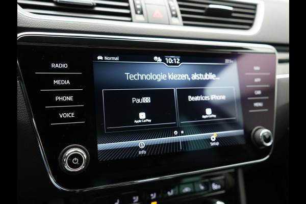 Škoda Superb Combi TSI iV Laurin & Klement Plug In Hybrid 218pk PHEV | Black Optic | Cruise Control | Crystal LED | Lederen Sportstoelen Memory & Verwarmd | Apple Carplay | Canton Audio | Navigatie | Verwamd Stuur | DAB |