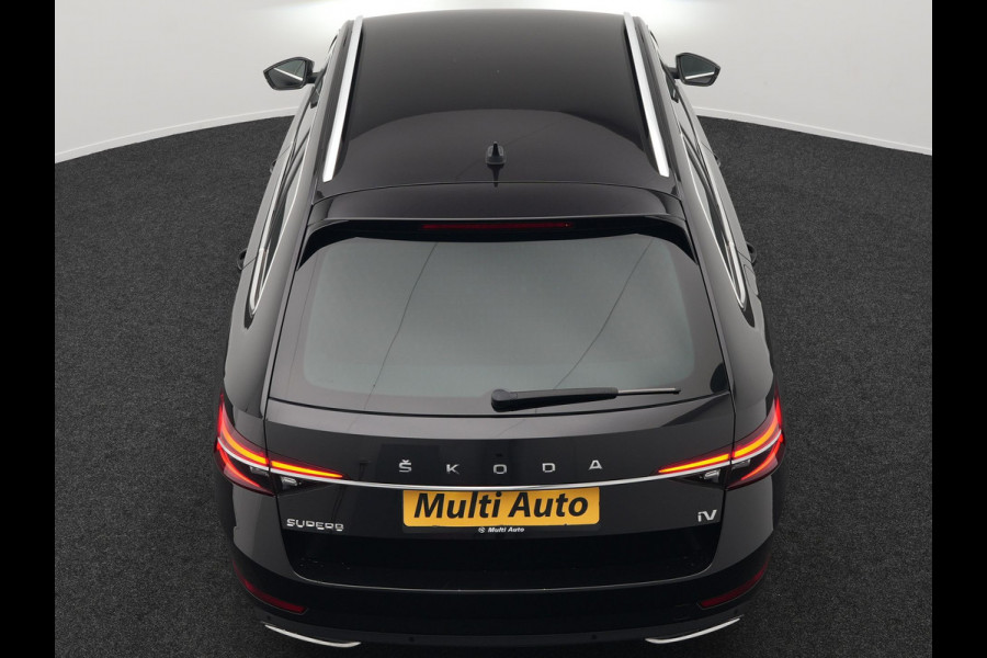 Škoda Superb Combi TSI iV Laurin & Klement Plug In Hybrid 218pk PHEV | Black Optic | Cruise Control | Crystal LED | Lederen Sportstoelen Memory & Verwarmd | Apple Carplay | Canton Audio | Navigatie | Verwamd Stuur | DAB |