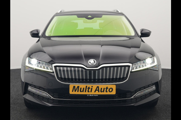 Škoda Superb Combi TSI iV Laurin & Klement Plug In Hybrid 218pk PHEV | Black Optic | Cruise Control | Crystal LED | Lederen Sportstoelen Memory & Verwarmd | Apple Carplay | Canton Audio | Navigatie | Verwamd Stuur | DAB |