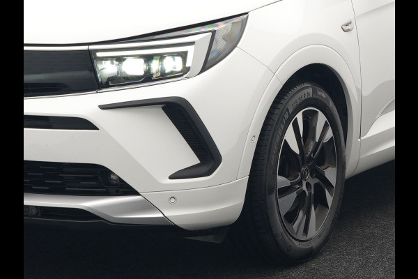 Opel Grandland Turbo Business Elegance 131pk | Camera | Cruise Control | Lederen Sportstoelen Verwarmd | Park Assist | Apple Carplay | Verwarmd Stuur | Navigatie | Virtual | DAB |