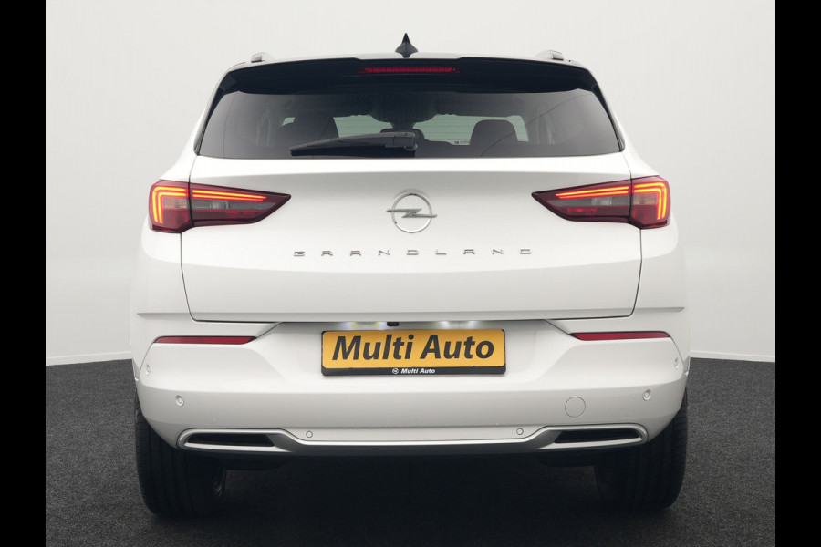 Opel Grandland Turbo Business Elegance 131pk | Camera | Cruise Control | Lederen Sportstoelen Verwarmd | Park Assist | Apple Carplay | Verwarmd Stuur | Navigatie | Virtual | DAB |