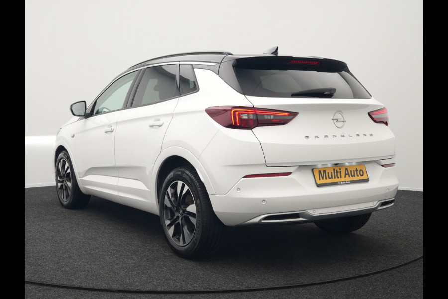 Opel Grandland Turbo Business Elegance 131pk | Camera | Cruise Control | Lederen Sportstoelen Verwarmd | Park Assist | Apple Carplay | Verwarmd Stuur | Navigatie | Virtual | DAB |