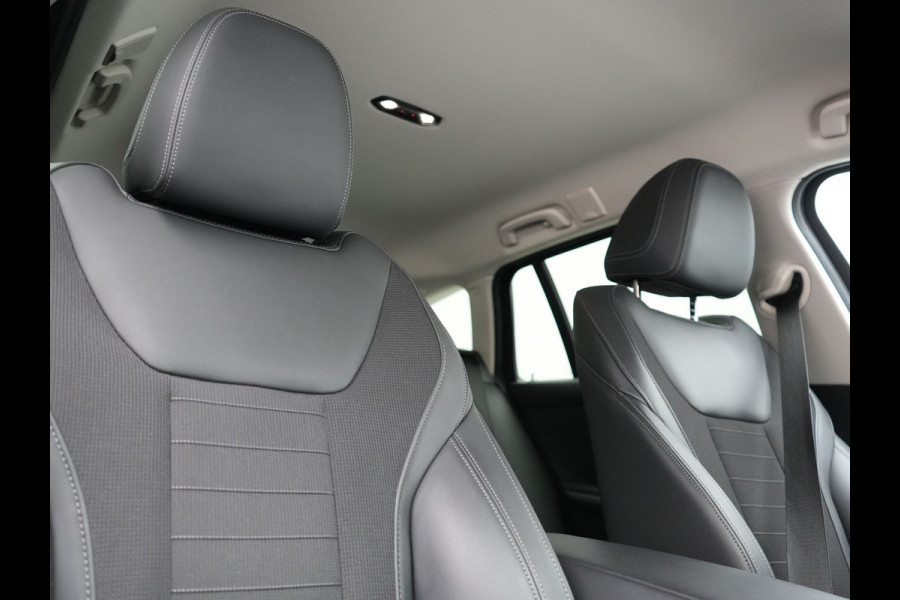 BMW 3 Serie Touring 330e Plug In Hybrid 293pk Dealer O.H PHEV | Cruise Control | Apple Carplay | Lederen Sportstoelen Verwarmd | Navigatie | Virtual | DAB |