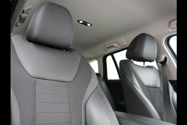 BMW 3 Serie Touring 330e Plug In Hybrid 293pk Dealer O.H PHEV | Cruise Control | Apple Carplay | Lederen Sportstoelen Verwarmd | Navigatie | Virtual | DAB |