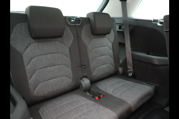 Škoda Kodiaq 7 Persoons Style DSG 150pk Dealer O.H Adaptive Cruise | Sportstoelen Memory & Verwarmd | Navigatie | Apple Carplay | DAB | Front Assist | Draadloos Laden |