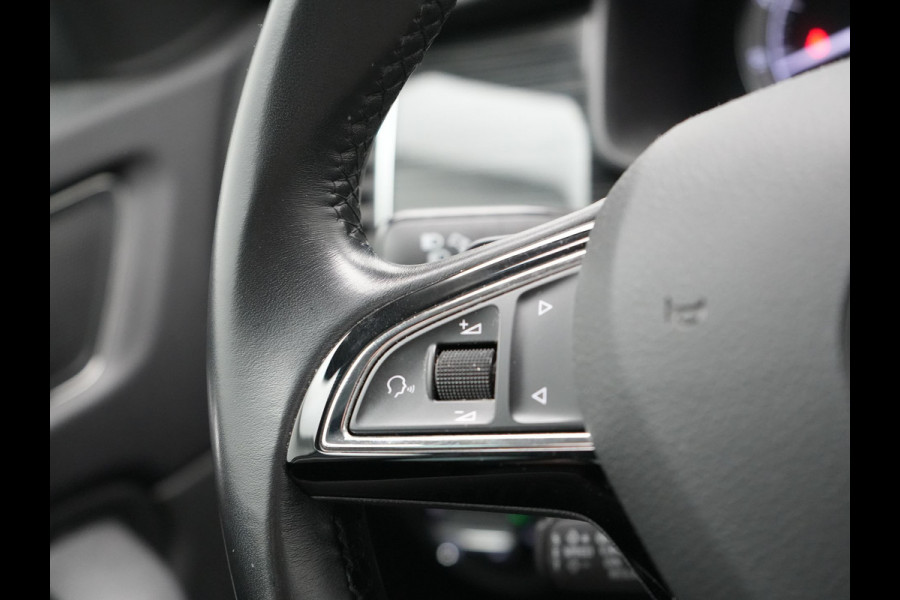 Škoda Kodiaq 7 Persoons Style DSG 150pk Dealer O.H Adaptive Cruise | Sportstoelen Memory & Verwarmd | Navigatie | Apple Carplay | DAB | Front Assist | Draadloos Laden |
