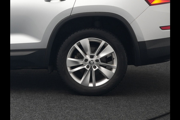 Škoda Kodiaq 7 Persoons Style DSG 150pk Dealer O.H Adaptive Cruise | Sportstoelen Memory & Verwarmd | Navigatie | Apple Carplay | DAB | Front Assist | Draadloos Laden |