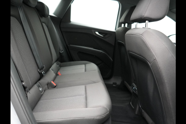 Audi Q4 Sportback e-tron 35 Edition 55 kWh 170pk Dealer O.H INCL BTW | Adaptive Cruise | Camera | Verwarmde Stoelen | Virtual | Front Assist | Navigatie | DAB |
